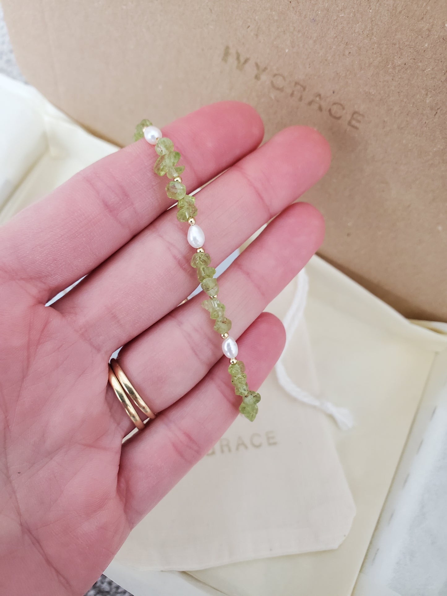 Peridot & Pearl Gemstone Bracelet