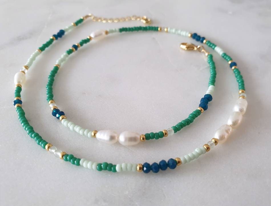 Green Mix Beaded Pearl Necklace