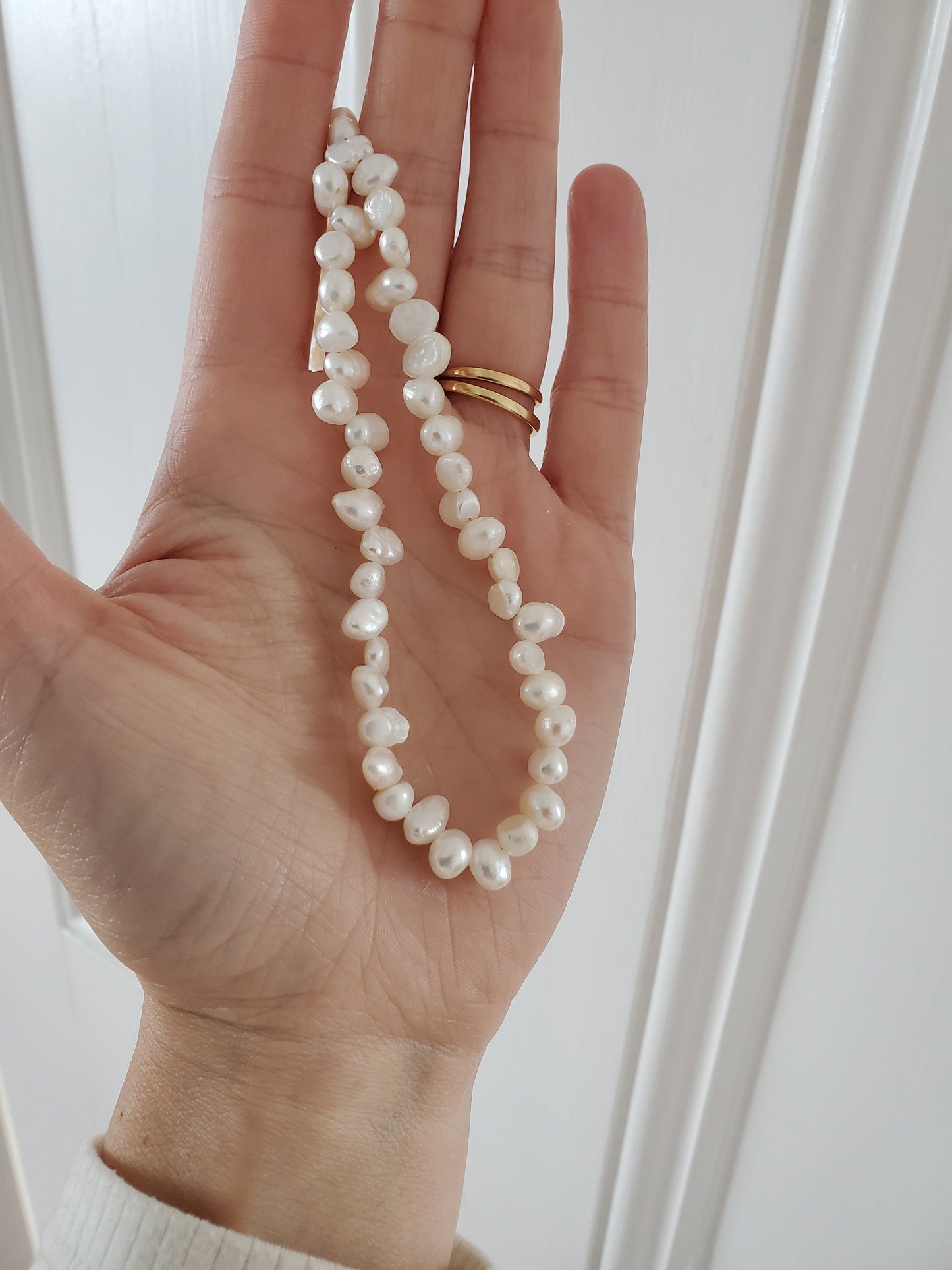 Irregular Pearl Necklace