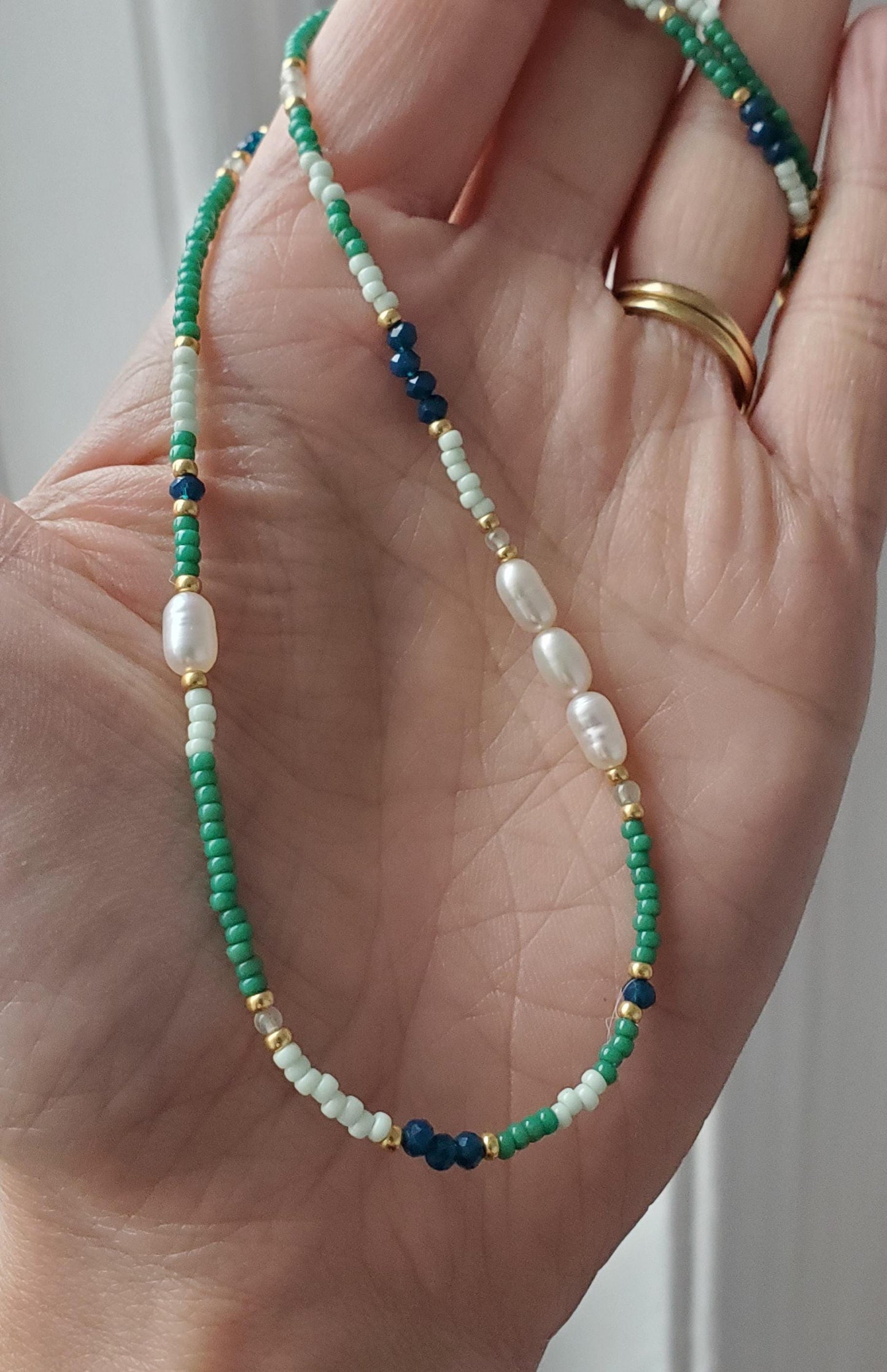Green Mix Beaded Pearl Necklace
