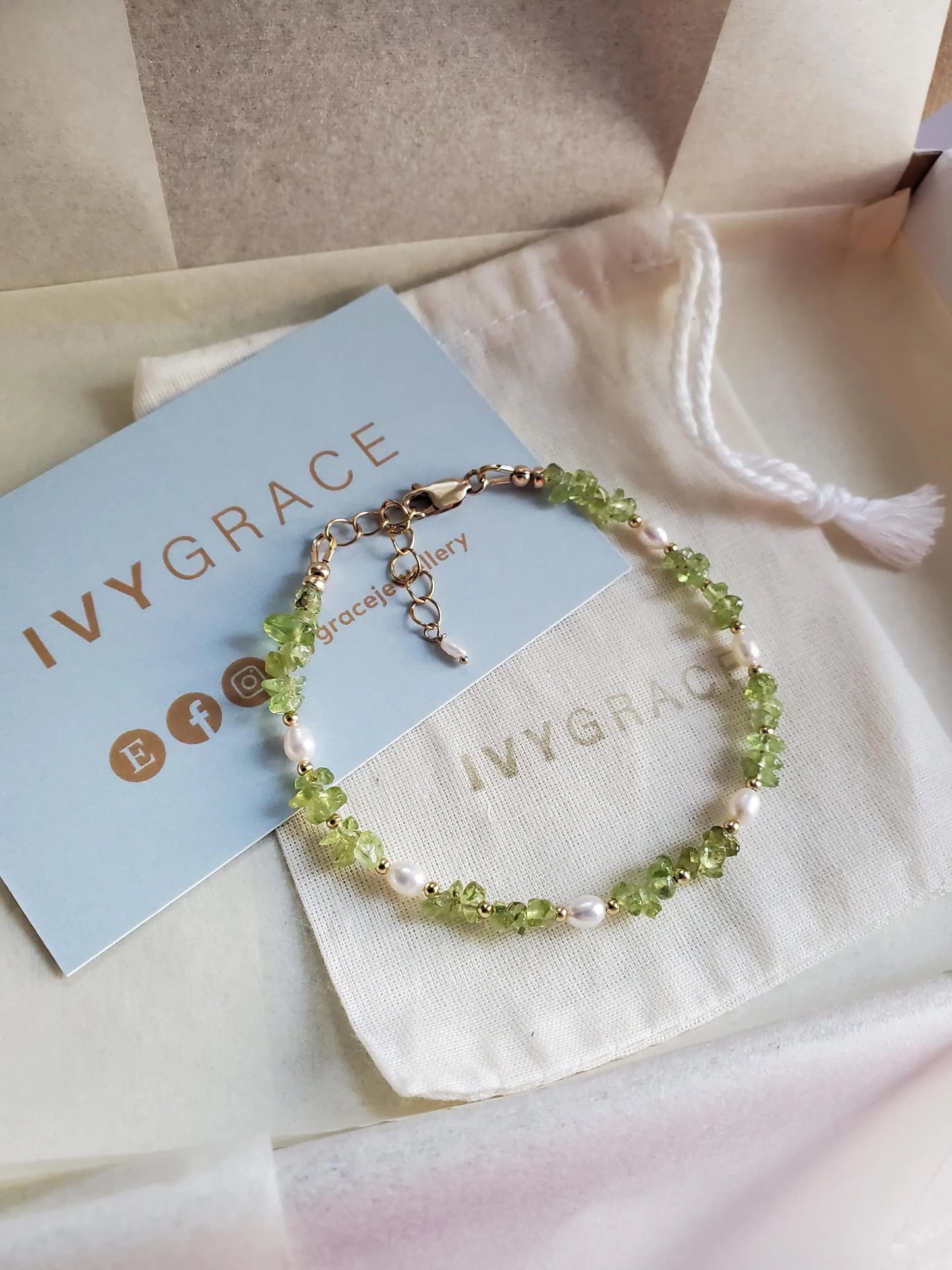 Peridot & Pearl Gemstone Bracelet