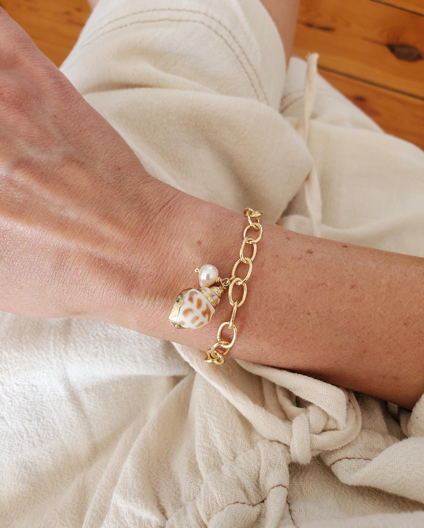 Shell Charm Bracelet